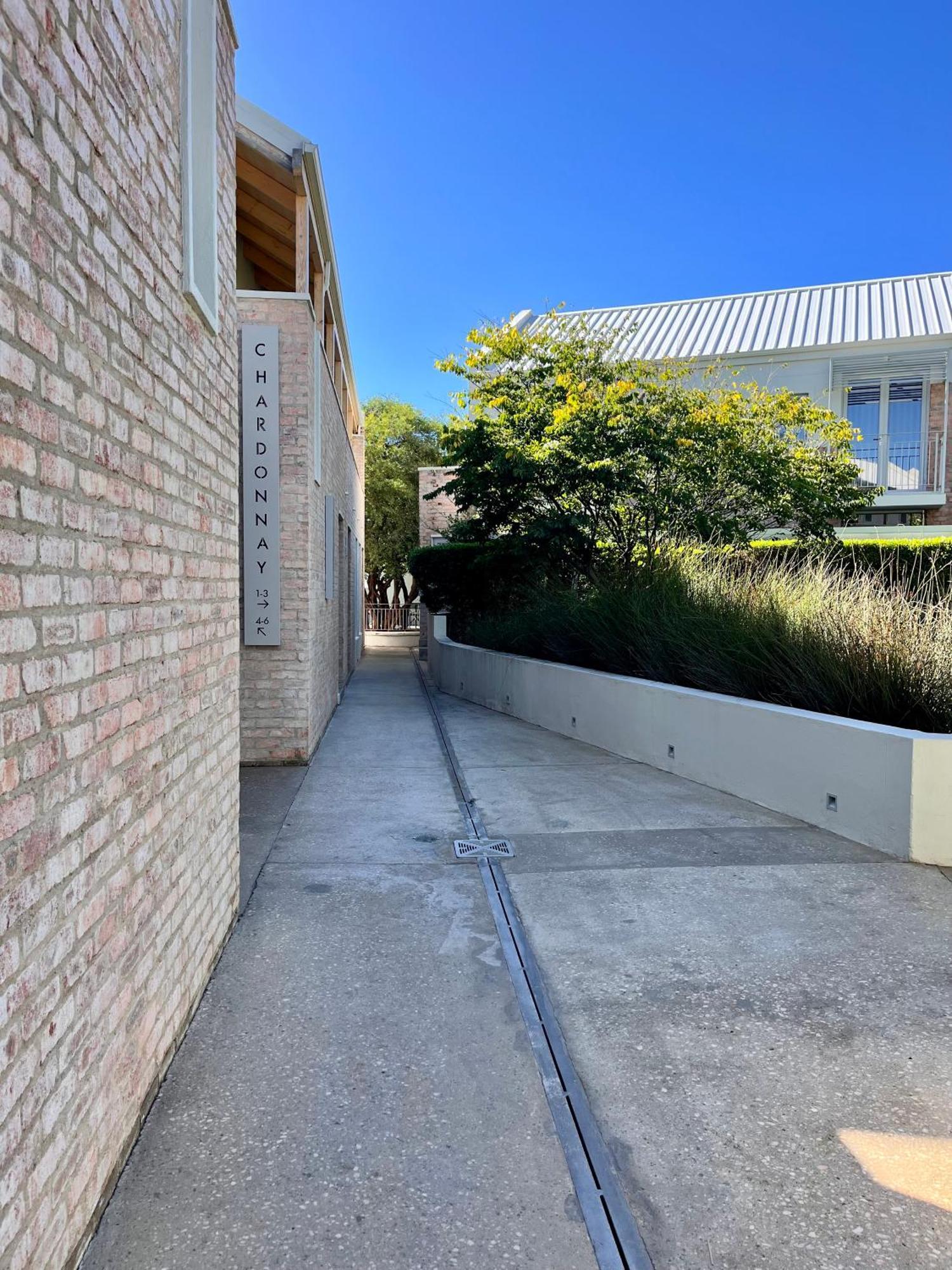 The Windhoek Luxury Suites Exterior foto
