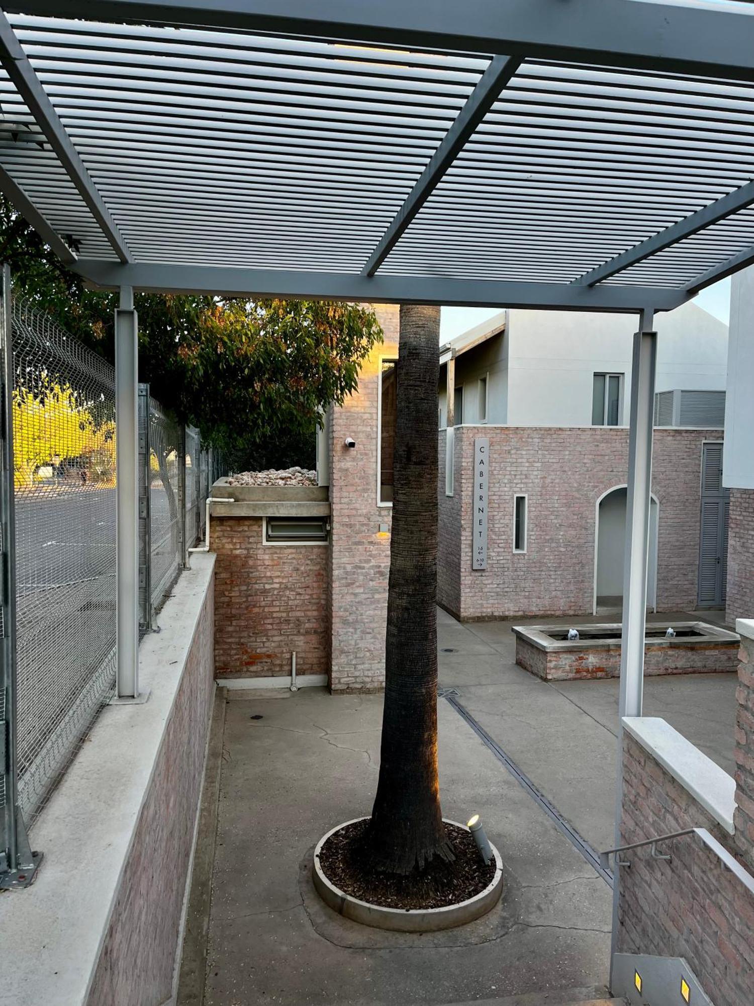 The Windhoek Luxury Suites Exterior foto